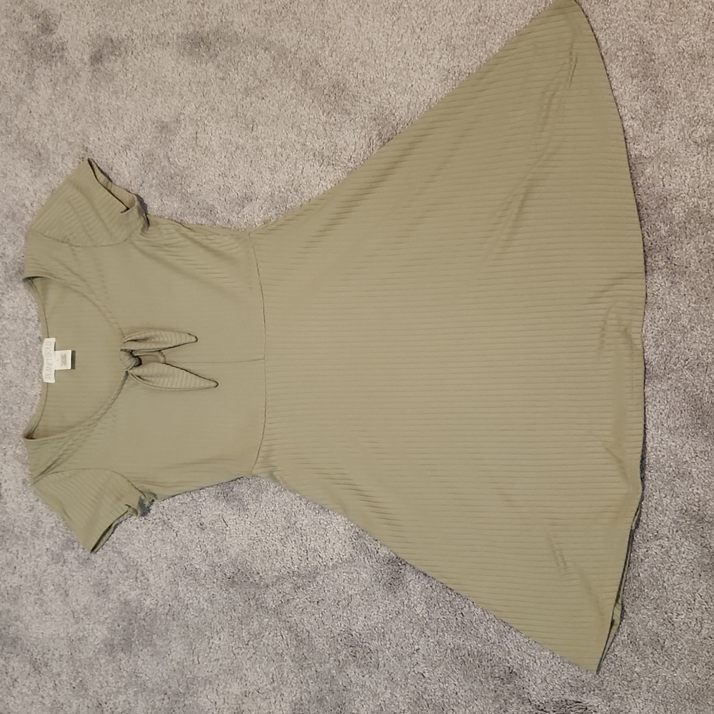Planet Gold Green Short Sleeve Dress Size Small (Juniors)